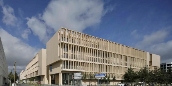 Grafton Architects 新作：巴黎高校园区，五院连三校