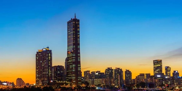 从碰运气到奥斯卡，从青瓦台到摩天楼，韩国建筑跌宕起伏的十二年